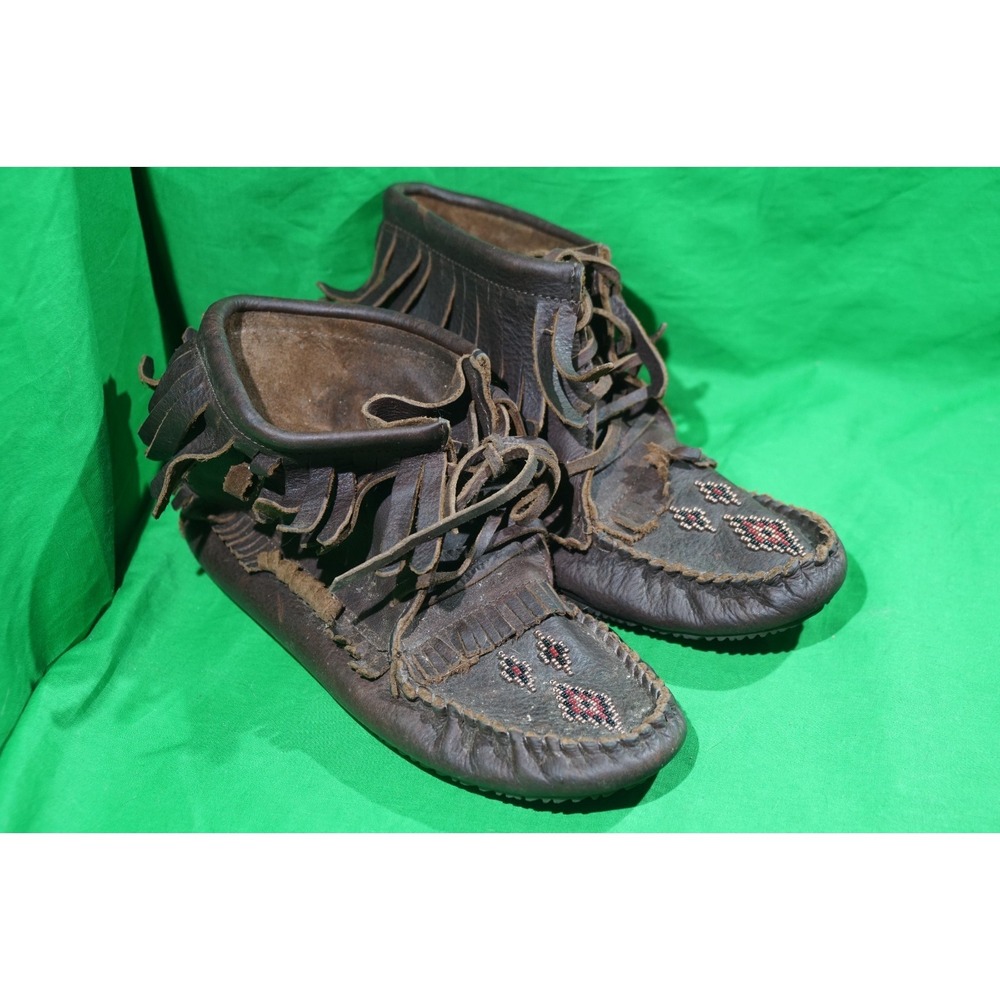 Manitobah Mukluks Womens 9 Brown Leather Fringe Moccasin Ankle Boots